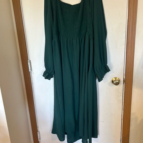 Shesrarr 4XL Smocked Boho Green Long Sleeve Dress - Picture 2 of 11